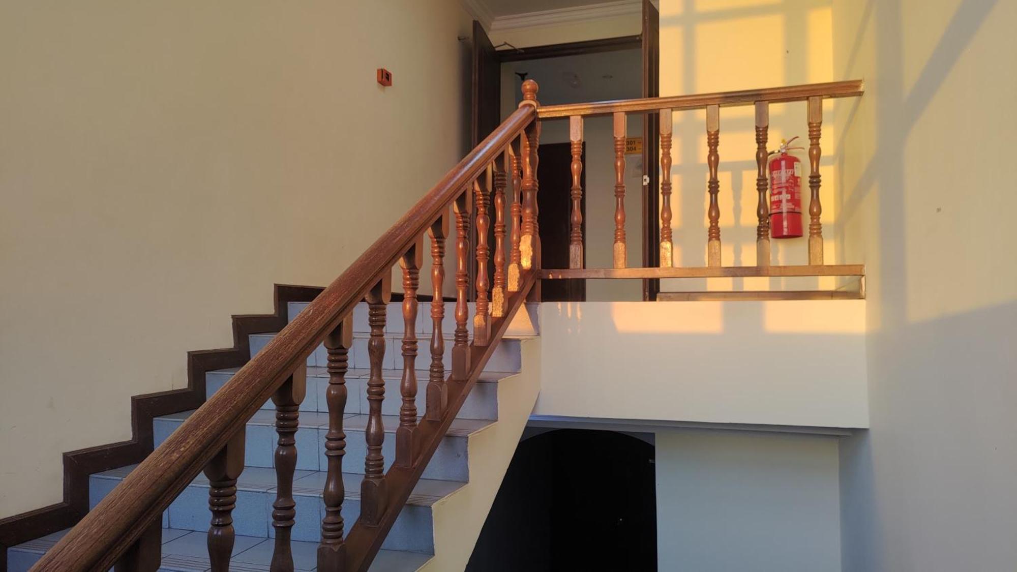 The Upper Deck Hotel Кудат Екстериор снимка