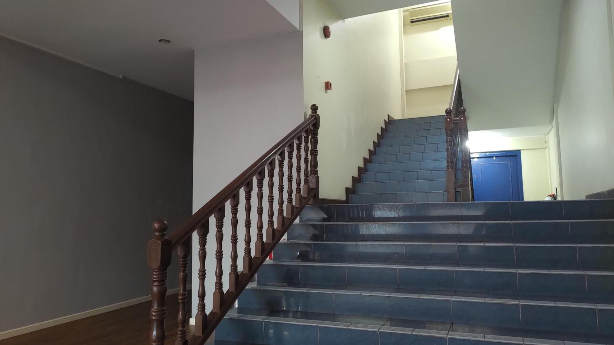 The Upper Deck Hotel Кудат Екстериор снимка